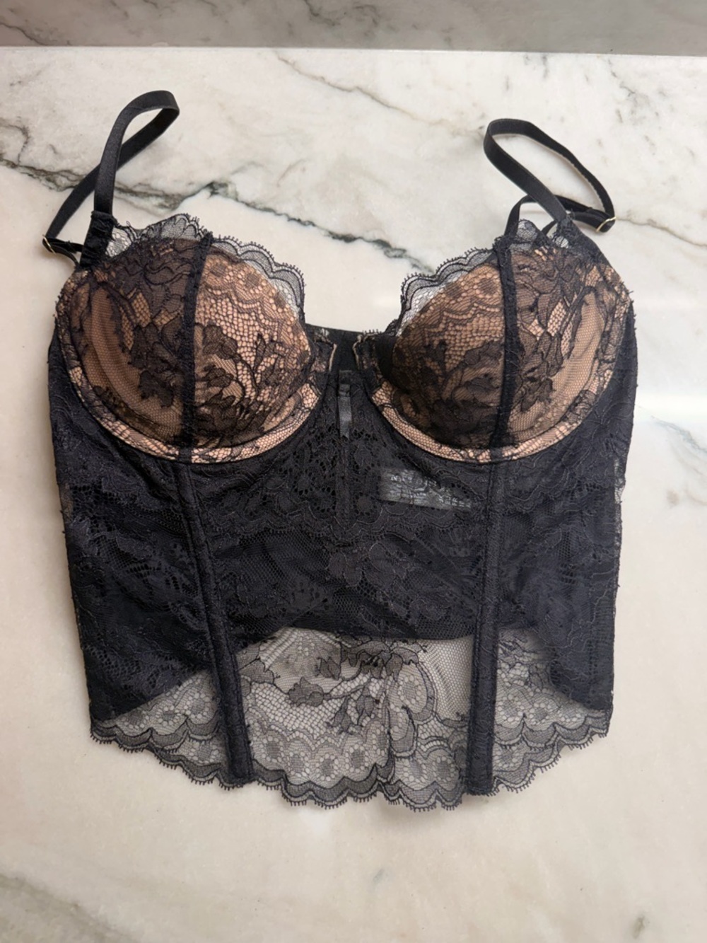 NWOT Natori Black Lace Longline Bustier with Nude Lining